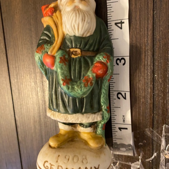 Vintage Set Of 5 Heilig-Meyers Santas From Around The World Christmas Figurines - Picture 3 of 10